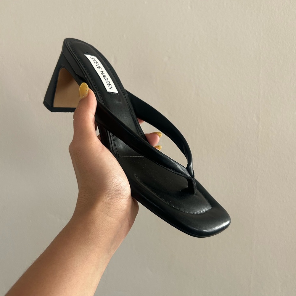 Steve Madden Black Women's Sandals with Tan Accents